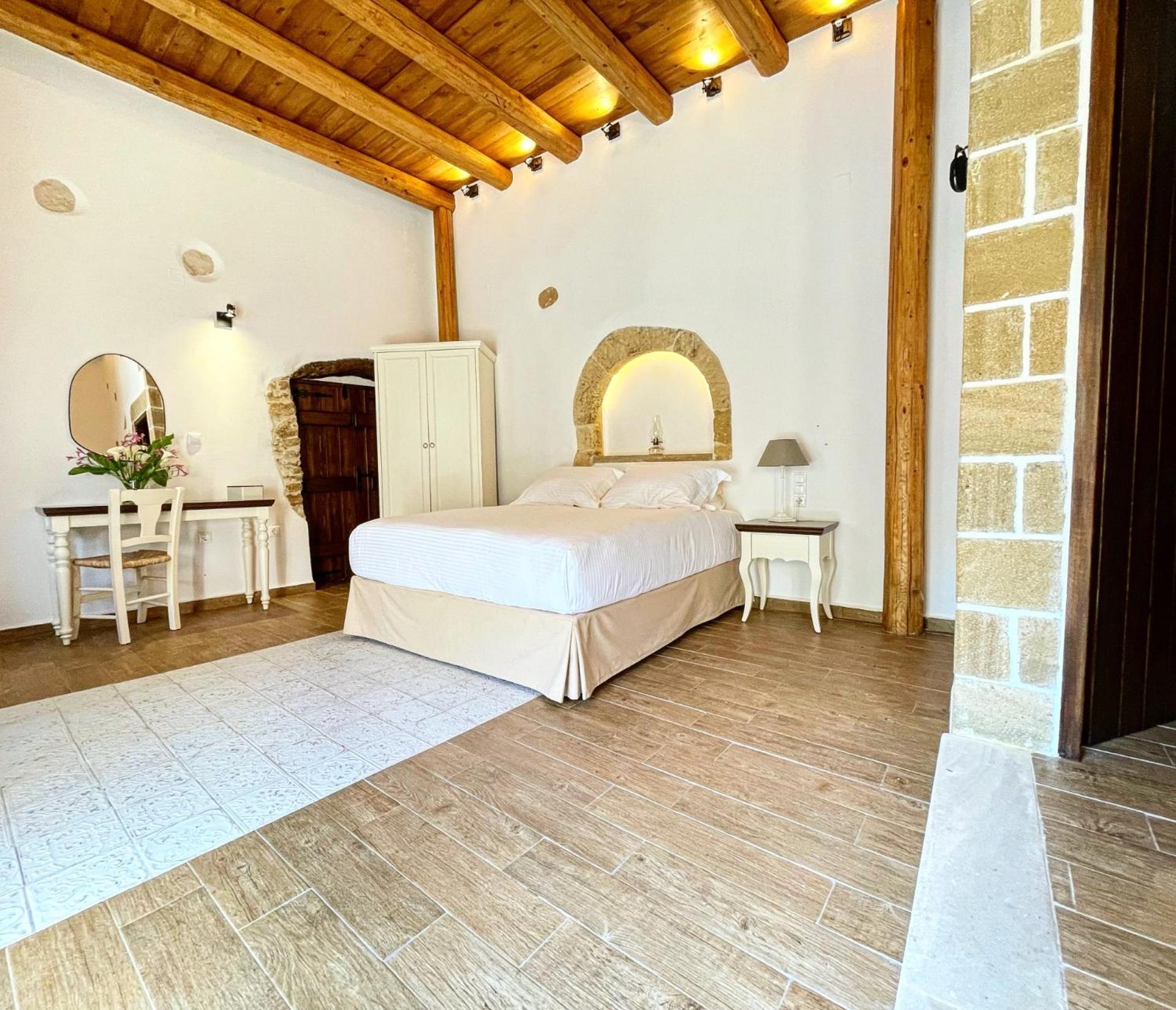 Hotel Sclopa The Laography Project à Kolymbari Extérieur photo